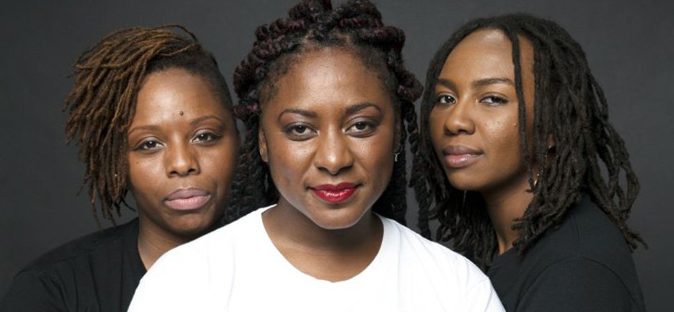 Fotografía: De izquierda a derecha, Patrisse Cullors, Alicia Garza y Opal Tometi. Foto: Black Lives Matter.