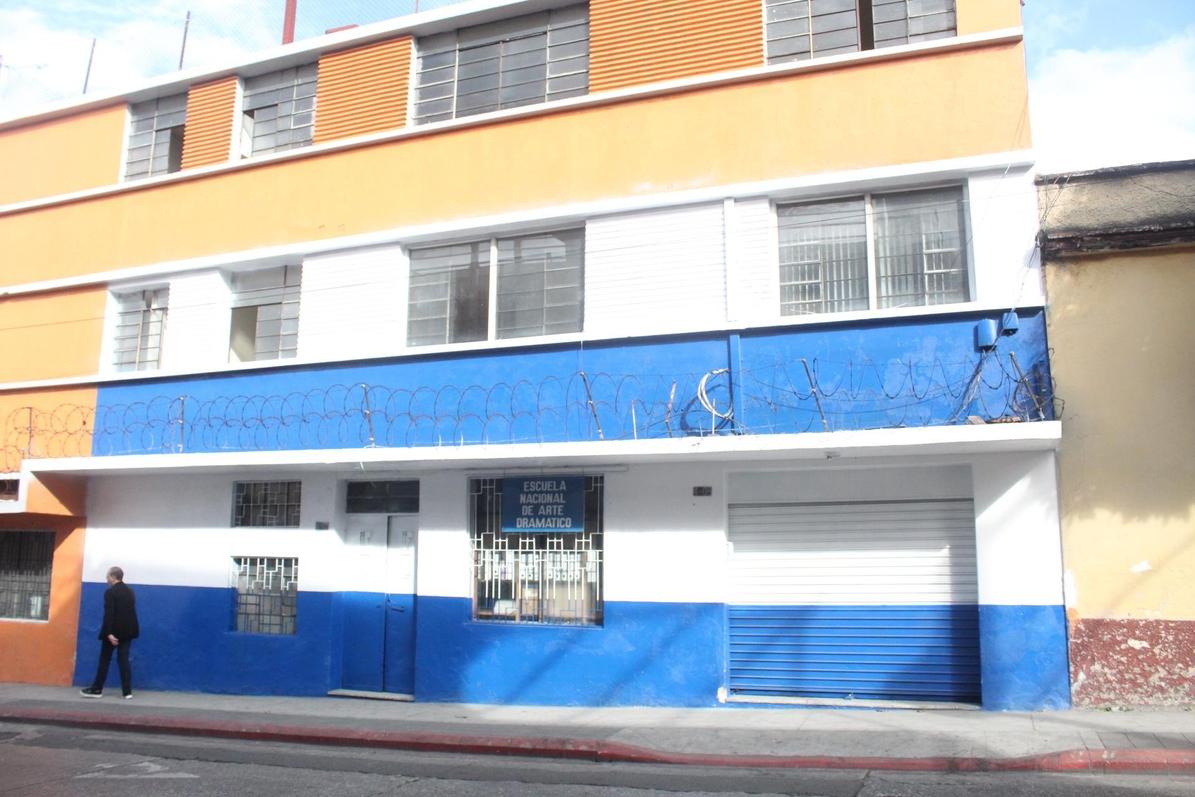 Créditos: Sede de la Escuela Nacional de Arte Dramático, ubicado sobre la 10 avenida y 4 calle de la zona 1, Centro Histórico, Guatemala. Foto de Simón Antonio Ramón