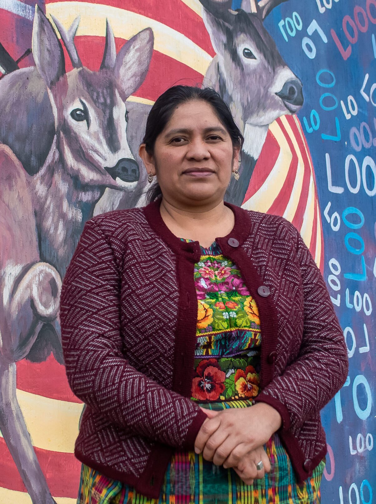  Ester Miza, pintora maya Kaqchikel. 