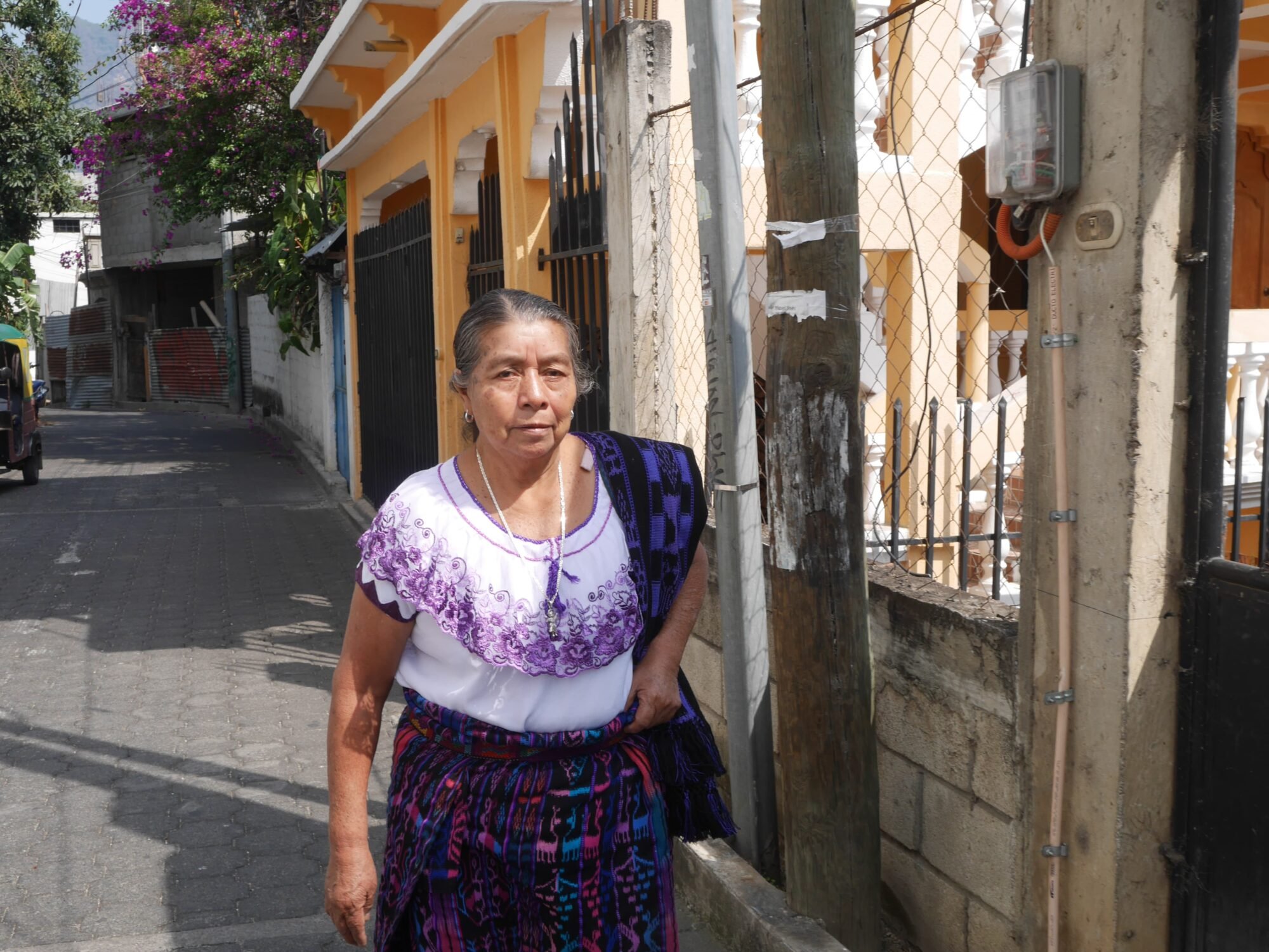  Margalena es hablante Tz’utujil de San Pedro La Laguna, Sololá. Foto de Nuto Chavajay 