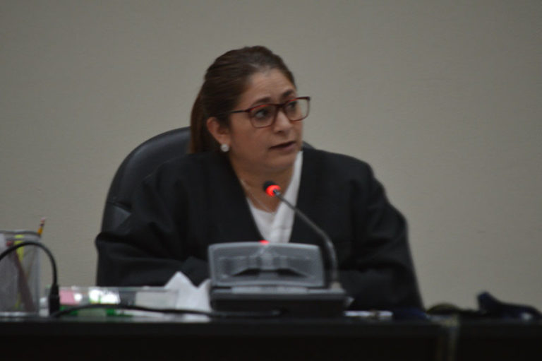  La jueza Claudette Domínguez reprogramó la audiencia para el 6 de junio. Foto: David Toro 