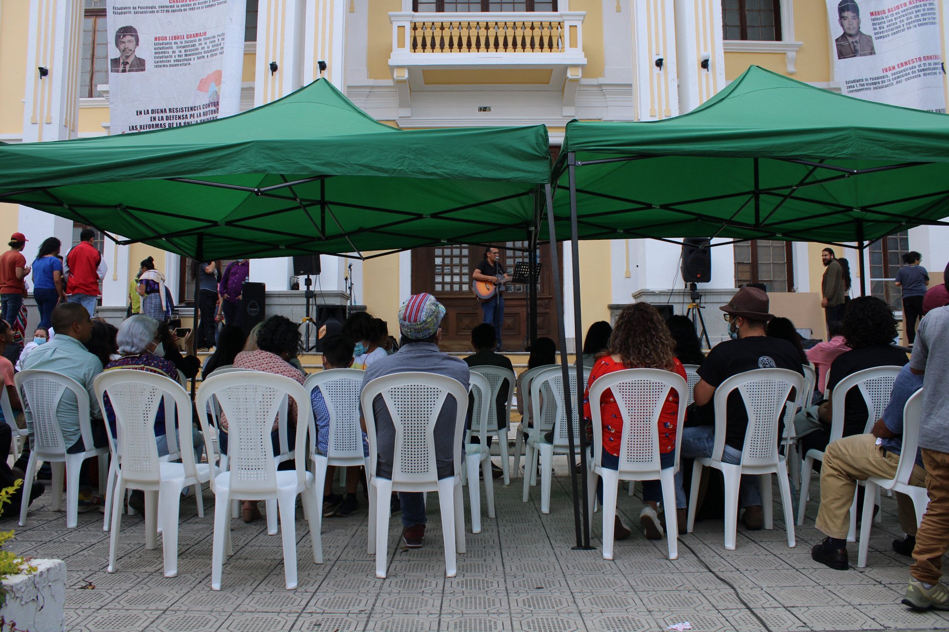  Festival artístico celebrado en las instalaciones tomadas del Paraninfo Universitario, agosto 2022. / Fotografía: Kristhal Figueroa 