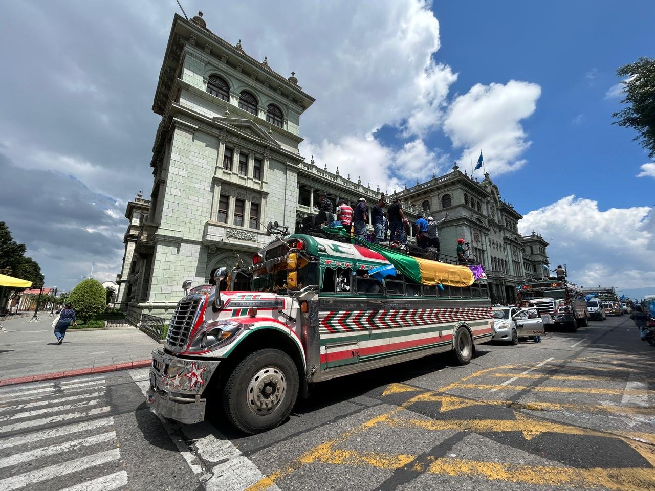  El pueblo Mam de San Marcos llegó en una caravana a la ciudad de Guatemala, el 10 de octubre de 2023. Foto de Prensa Comunitaria 