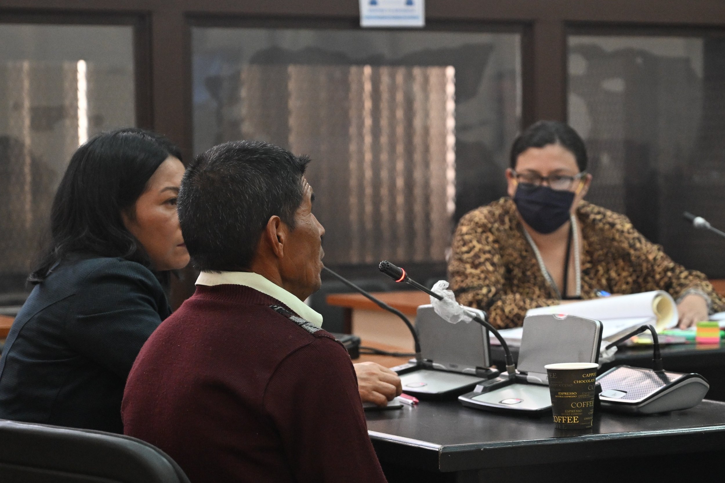  Juan Brito López relata como logró escapar de los soldados pero sus hijas y esposa no. Foto Prensa Comunitaria 